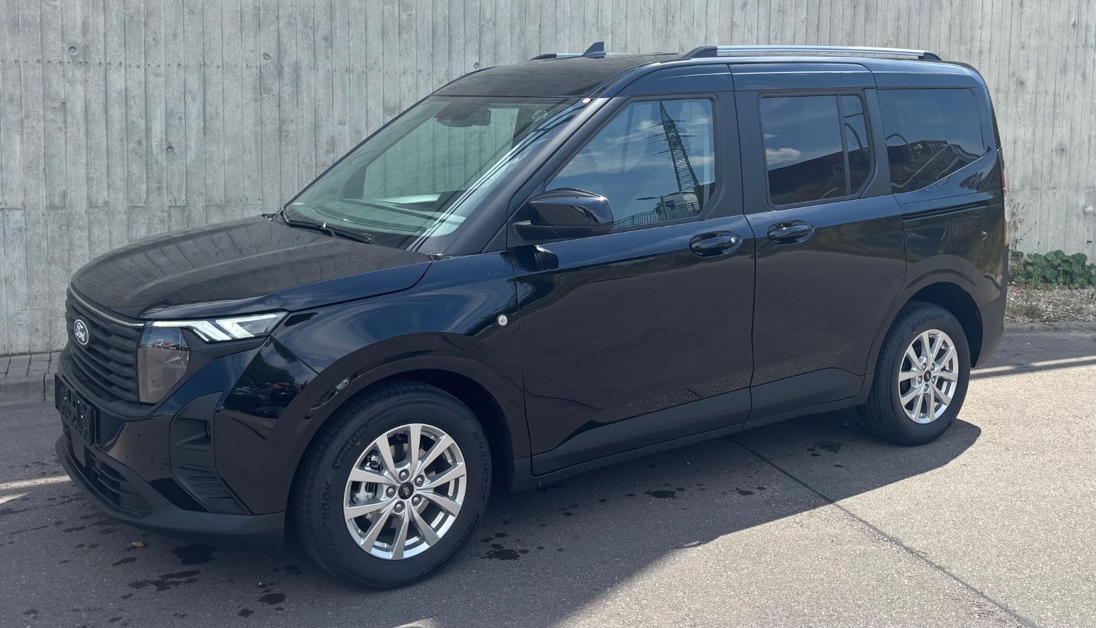 Ford Tourneo Courier - Bild 4