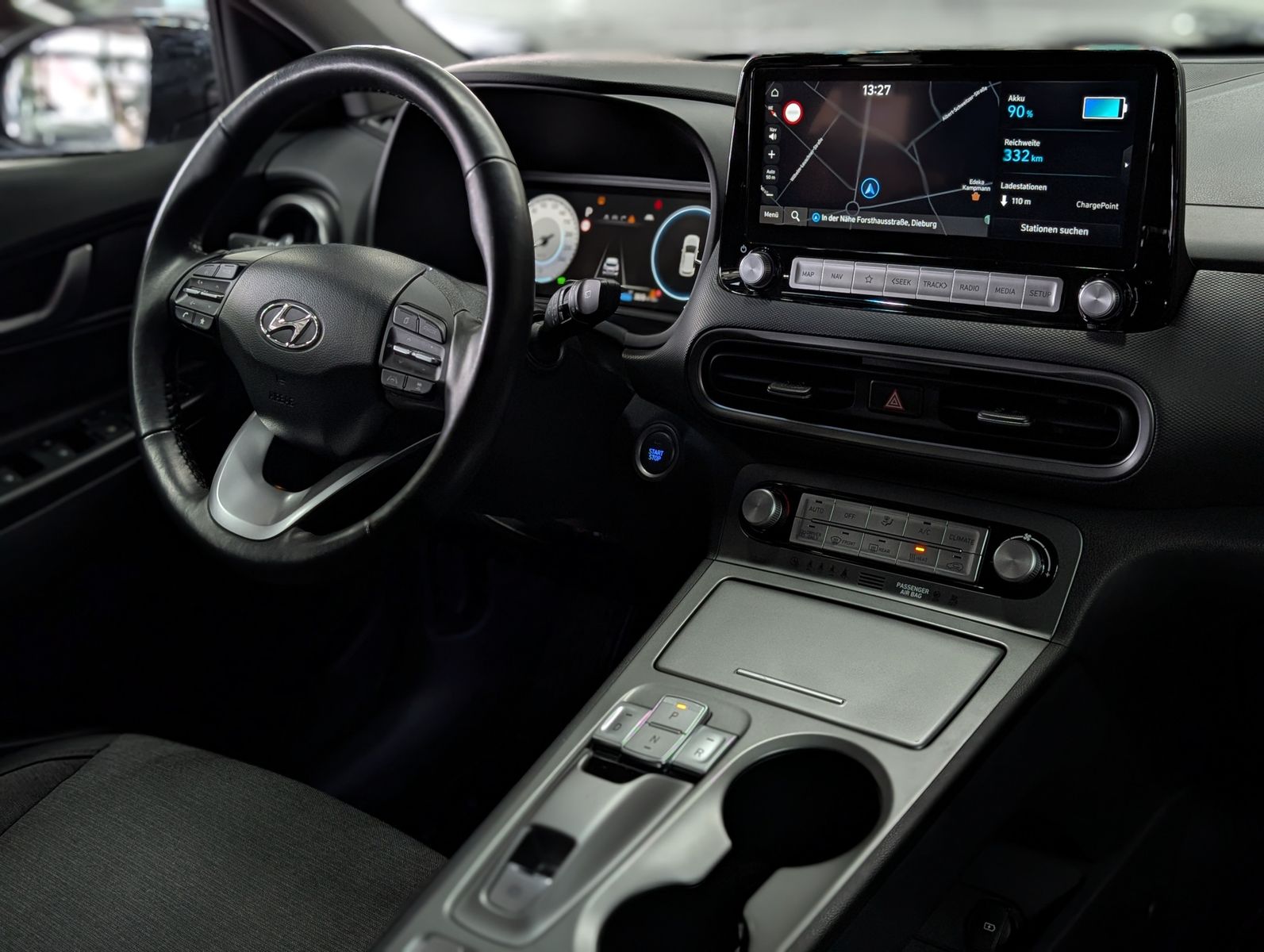 Fahrzeugabbildung Hyundai Kona Prime EV HUD AHK SHZ KAM LED ACC SoH 97%