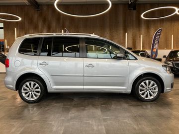 Volkswagen Touran Highline DSG *PANO*SHZ*NAVI*PDC*TEMPOMAT*