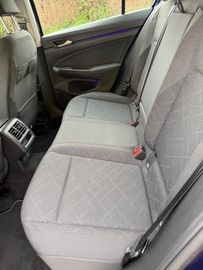 Volkswagen Golf - 12