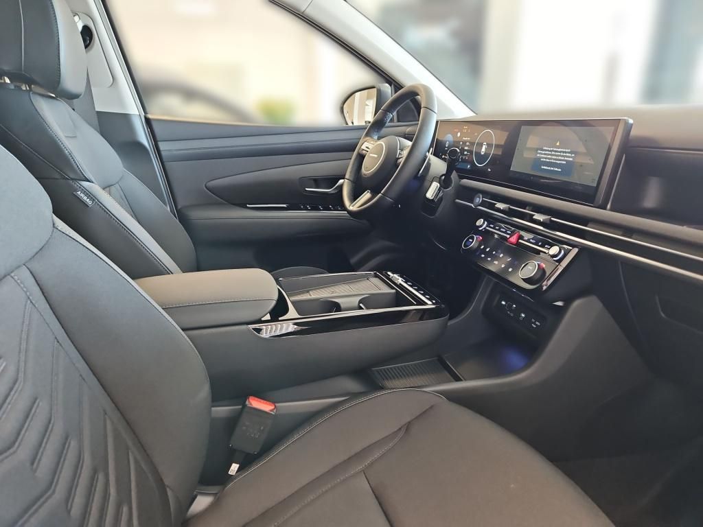 Fahrzeugabbildung Hyundai TUCSON 1.6 T-GDI 4WD 7-DCT Trend MATRIX el.Heck