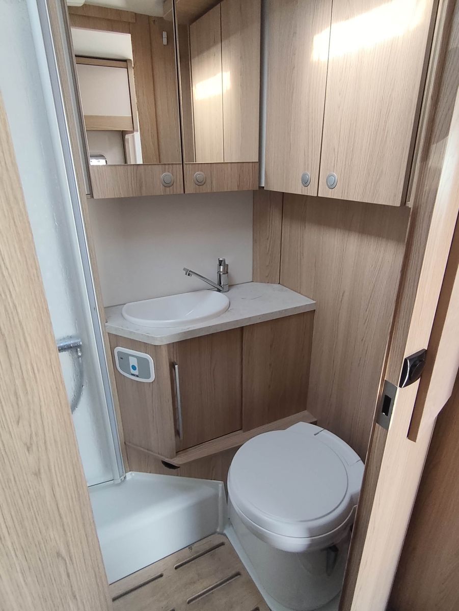 Fahrzeugabbildung LMC Cruiser V 646 G