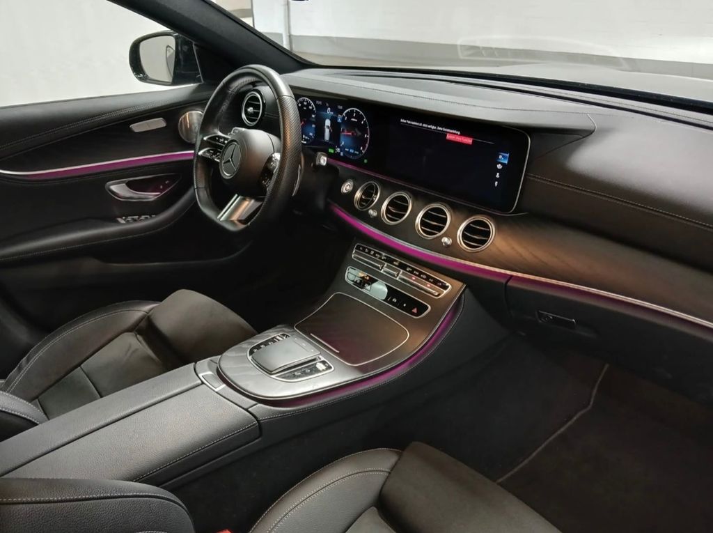 2023 Mercedes-Benz E 300