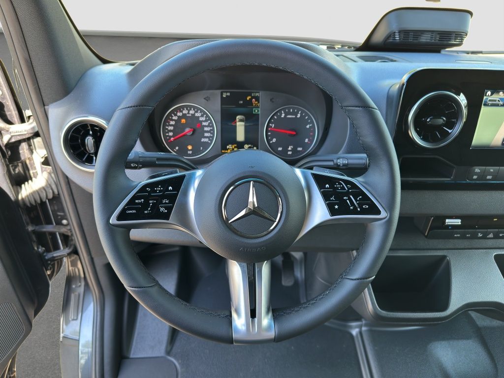 Fahrzeugabbildung Mercedes-Benz Sprinter 415 CDI Kasten PRO Hochdach Lang AHK