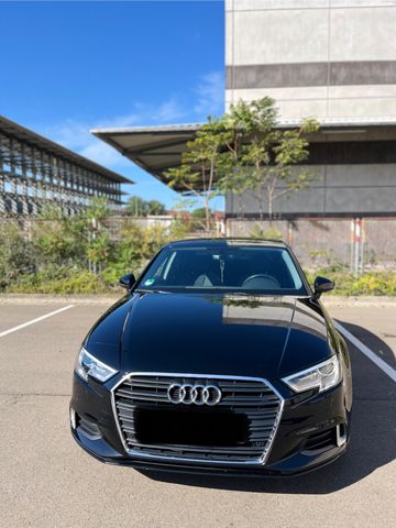 AUDI A3 30 TFSI -