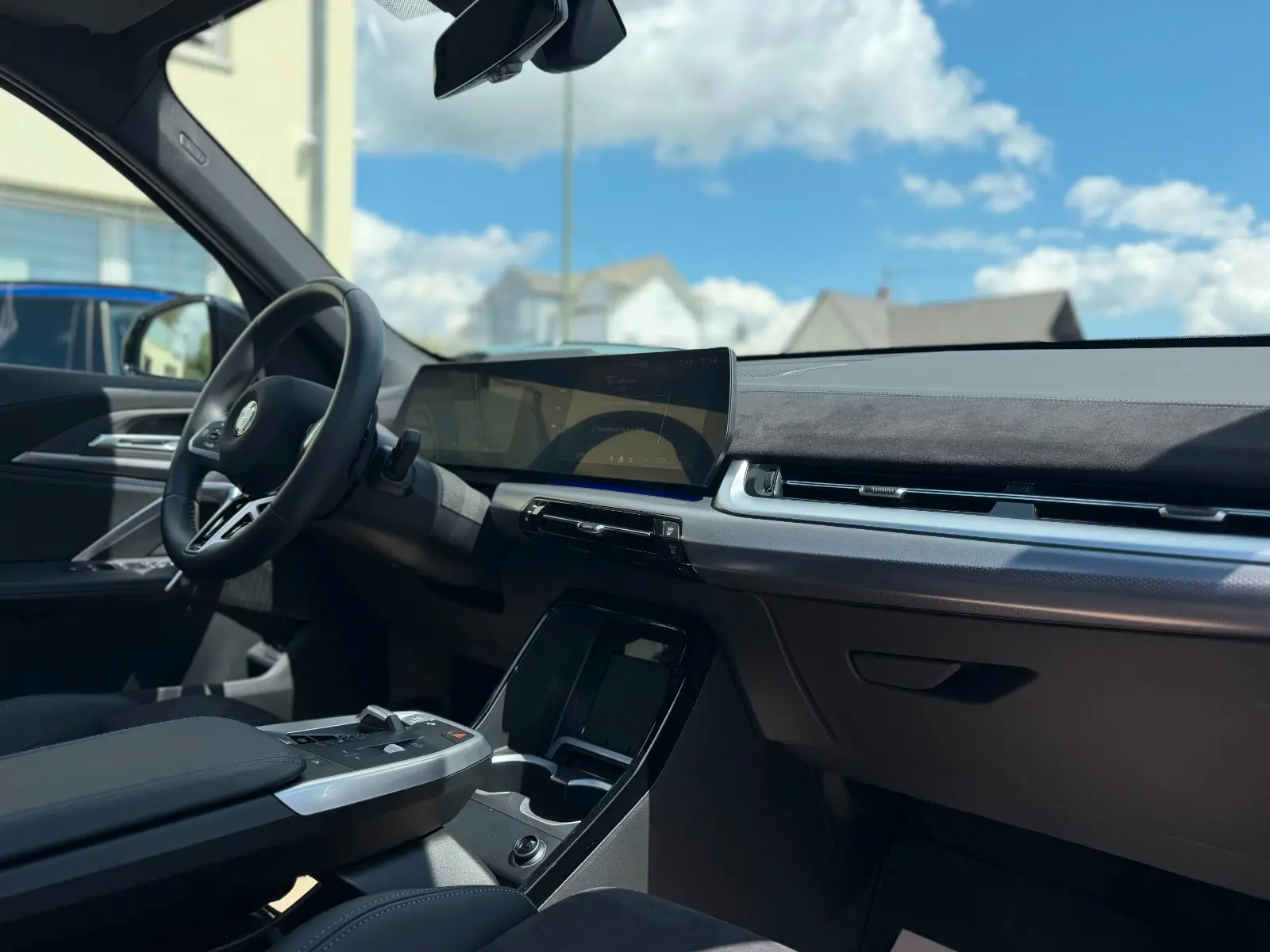 BMW X1 sDrive20i M Sport Pro 19"Shadow 360° Pano HuD, миниатюра 9