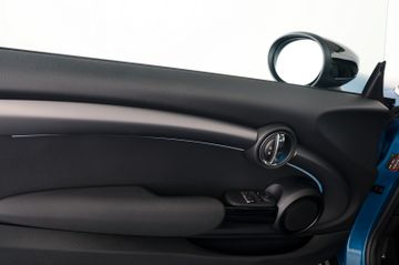 MINI COOPER SE ELECTRIC COLLECTION HUD PANO Black Pak