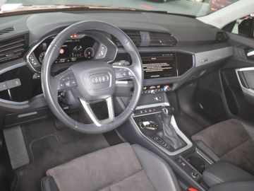 Audi Q3 - 4
