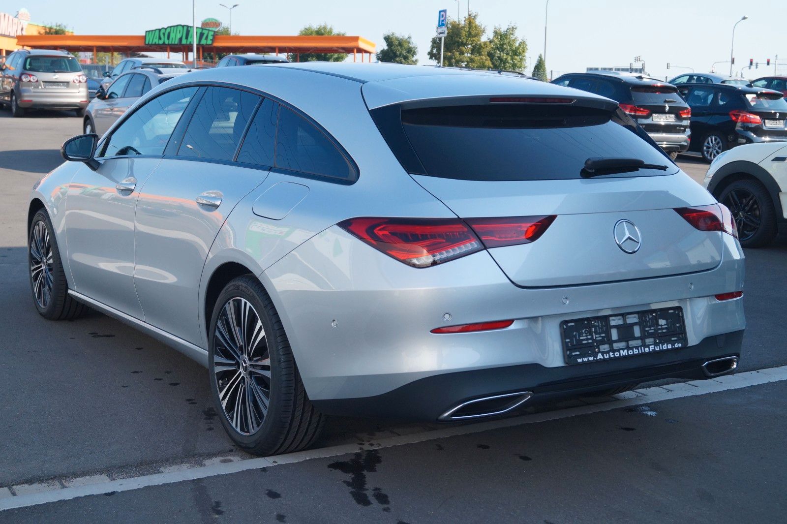 Fahrzeugabbildung Mercedes-Benz CLA Shooting Brake CLA 200 d
