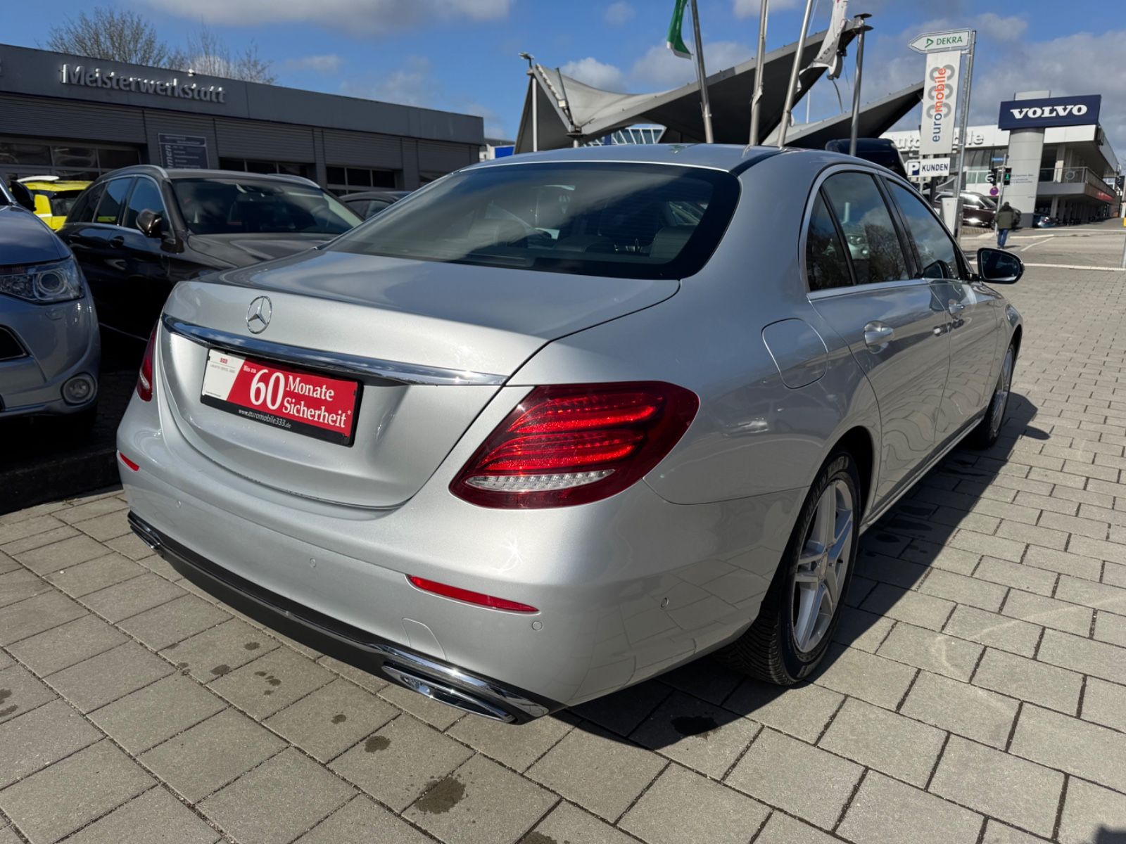 Limousine E 220d*78tkm*Kamera*SitzHZ*Spurh.ass.*