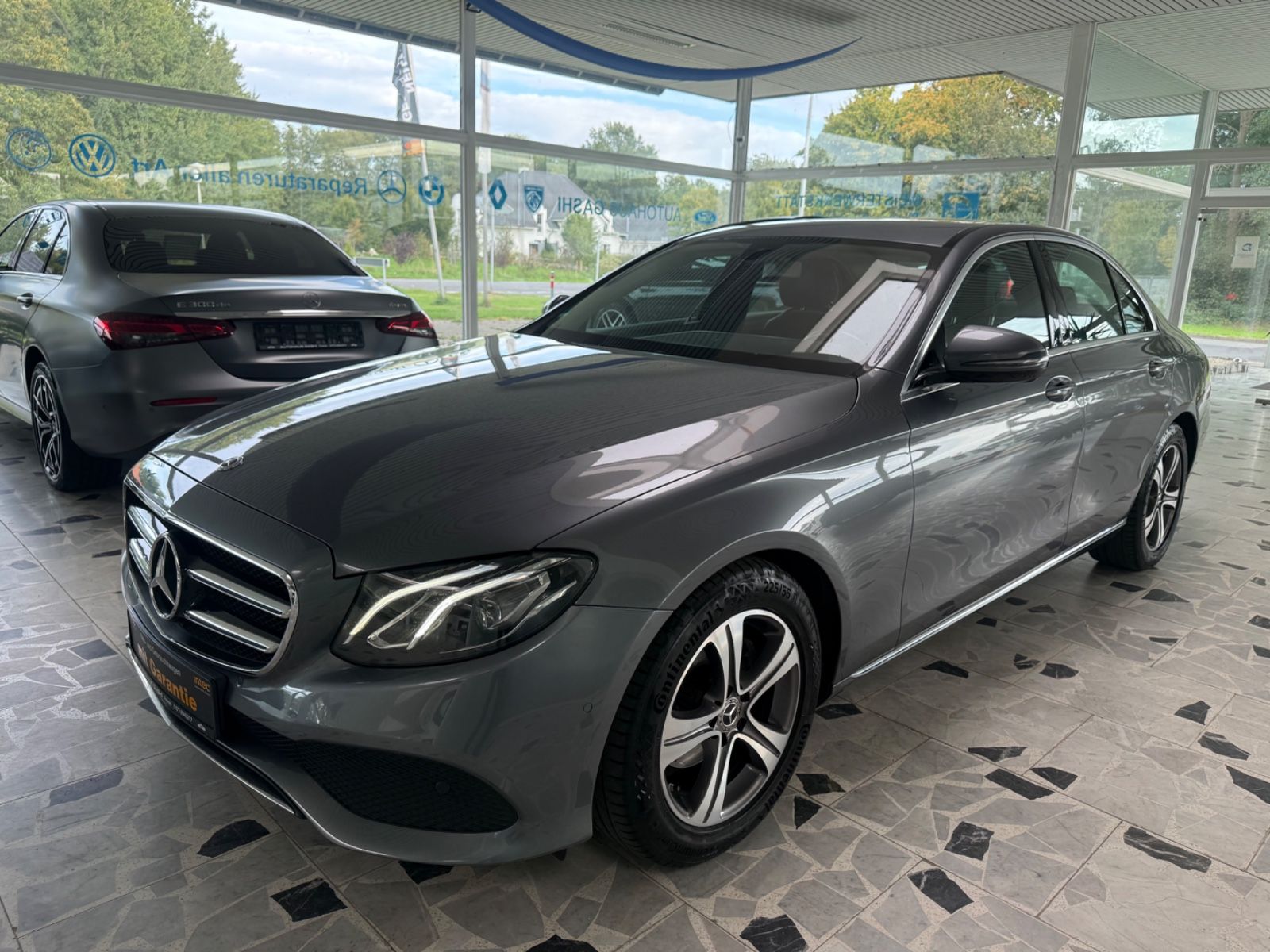 Mercedes-Benz E 220d Avantgarde Kamera LED NAVI
