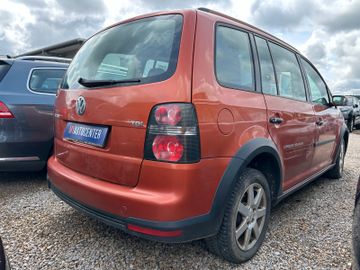MYAUTOCENTER – Gebraucht- und Jahreswagen mit Werkstattservice in Pfaffenhofen Volkswagen Touran CrossTouran *TÜV 032027*KLIMA*