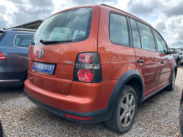MYAUTOCENTER – Gebraucht- und Jahreswagen mit Werkstattservice in Pfaffenhofen Volkswagen Touran CrossTouran *TÜV 032027*KLIMA*