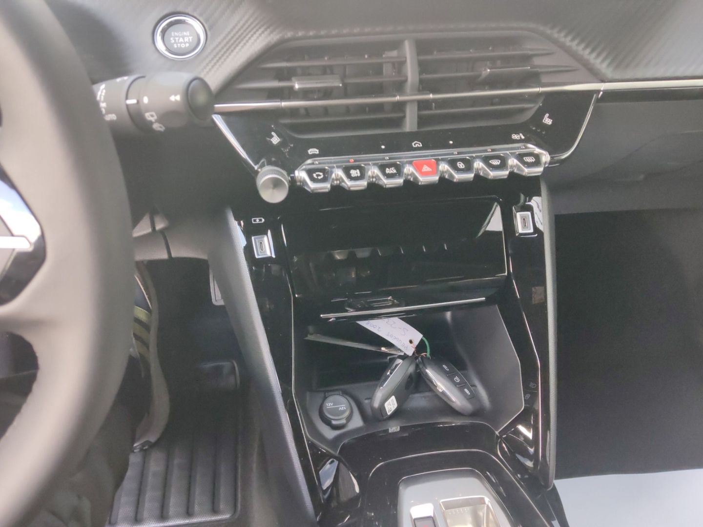 Peugeot 2008 - Bild 21