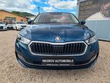 Skoda Octavia Combi First Edition - Skoda Octavia: Edition
