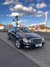 Mercedes-Benz E 320 CDI AVANTGARDE Avantgarde - Mercedes-Benz E 320 in Frankfurt (Main)