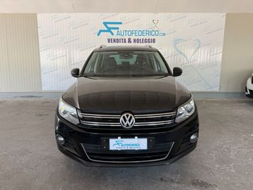 Volkswagen Tiguan - 2