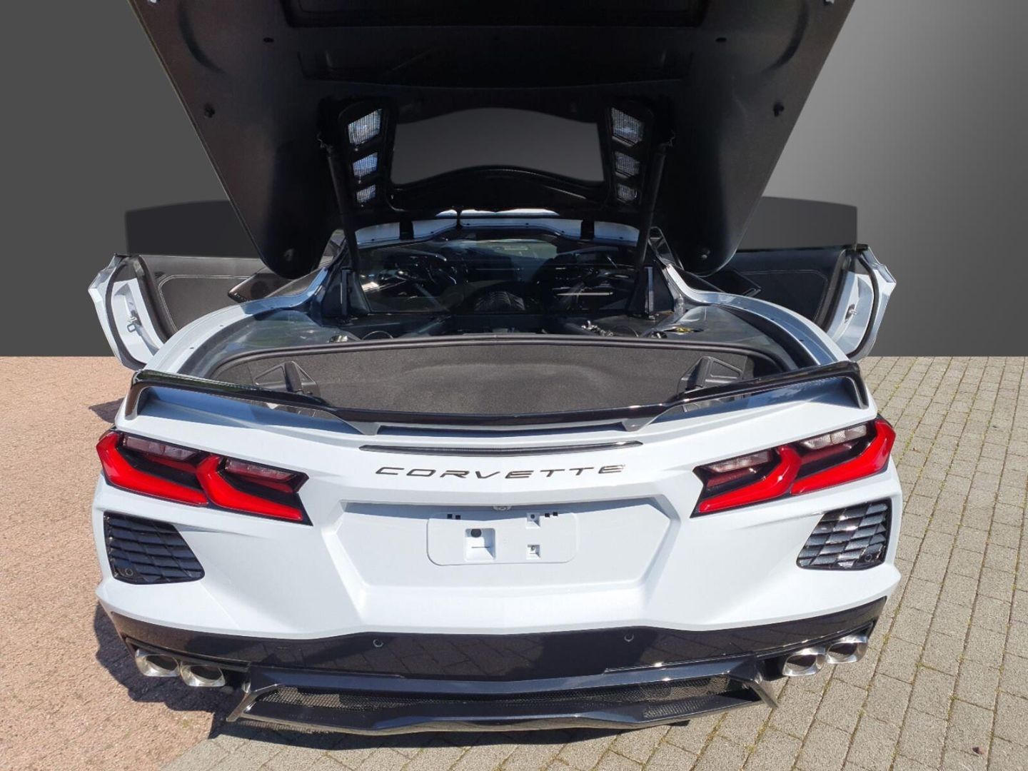 Fahrzeugabbildung Corvette C8 Stingray - 6.2 V8 3LT - VOLL Europamodell