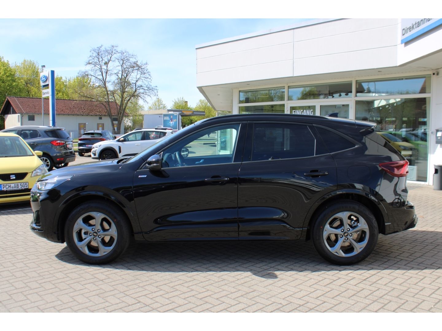 Fahrzeugabbildung Ford Kuga ST-Line Autom. LED GRA TWA PDC RFK Navi AHK