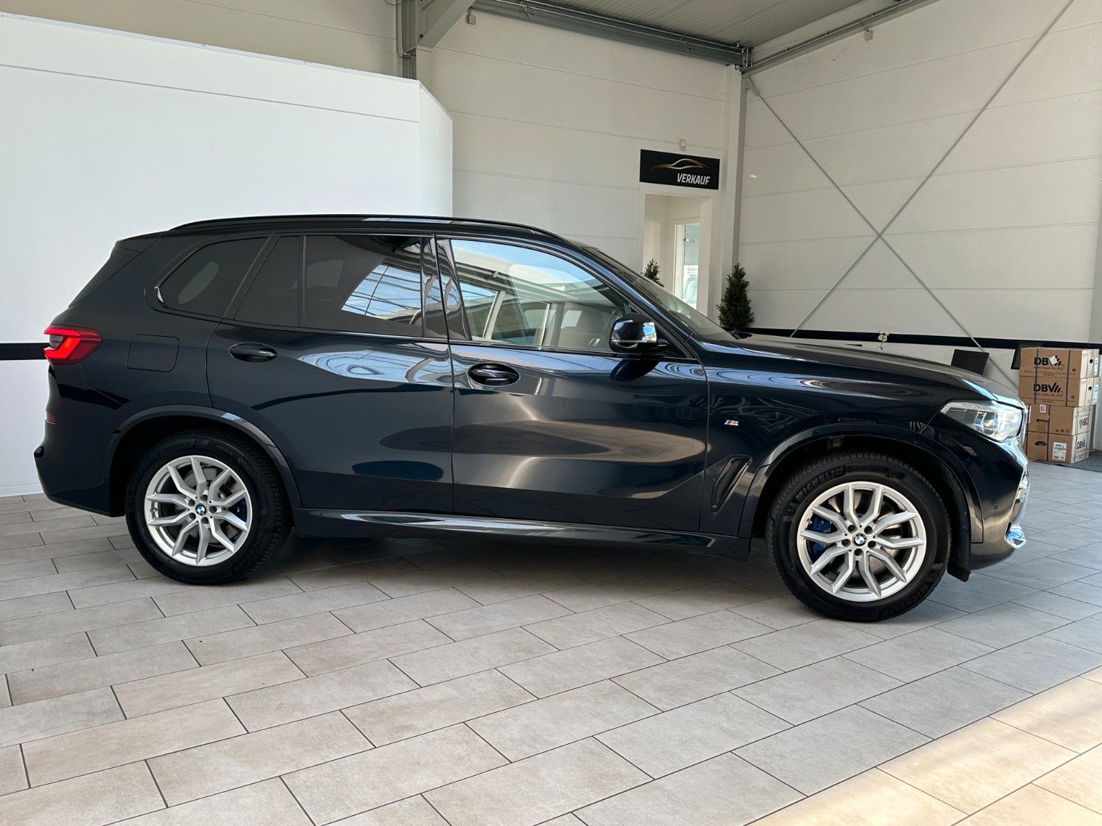 BMW X5 xDrive d M-SPORT Laser*HUD*Leder*AHK*Soft-C foto 4