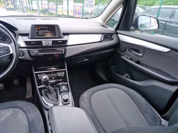 BMW 218 - 8