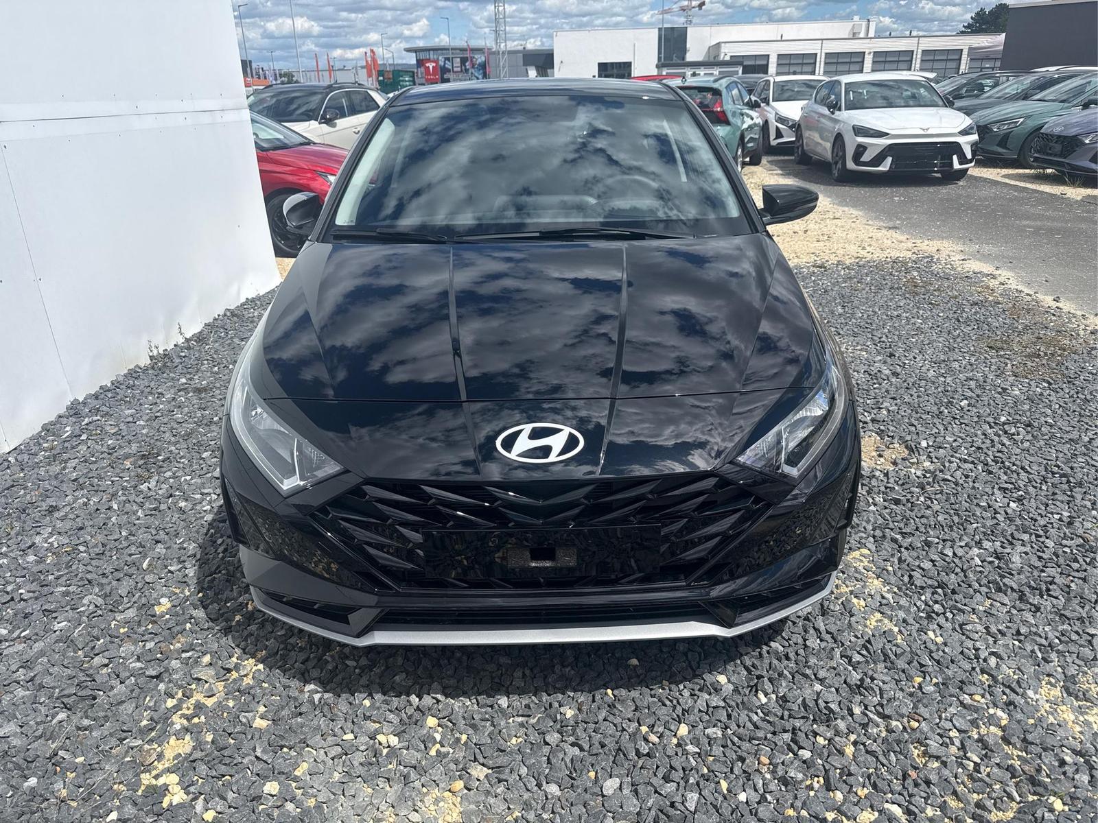 Hyundai i20 COMFORT KLIMAAUTOAMTIK SHZ NAVI RFK PDC 1...