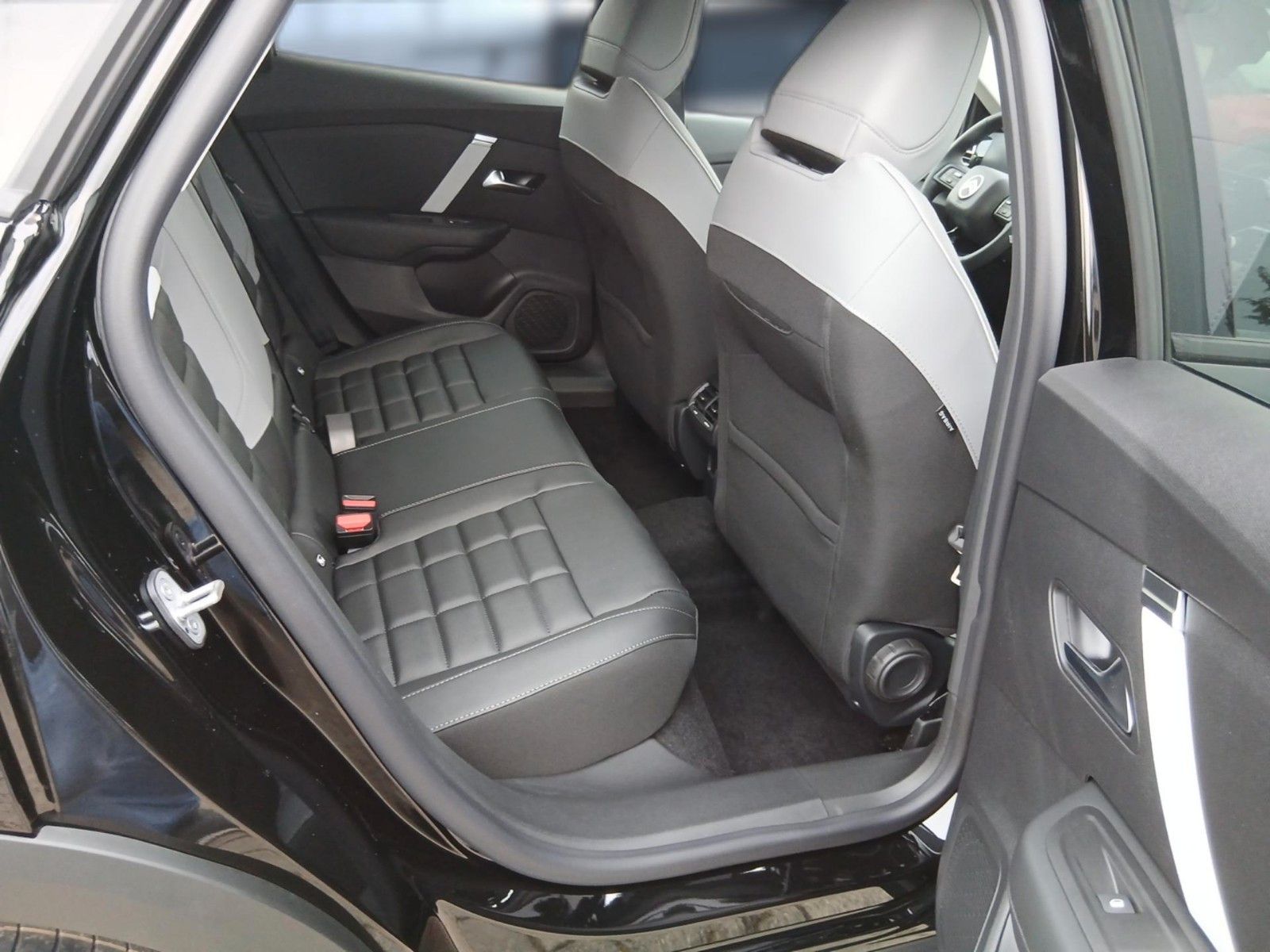 Citroën C4 - Bild 24