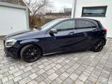 Mercedes-Benz A 220d 4MATIC - blaue Mercedes-Benz A 220