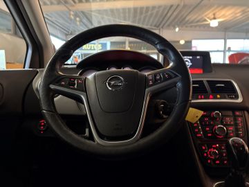 Bild 14 Opel Meriva B Innovation Mehrzonenklima Ambientebeleu