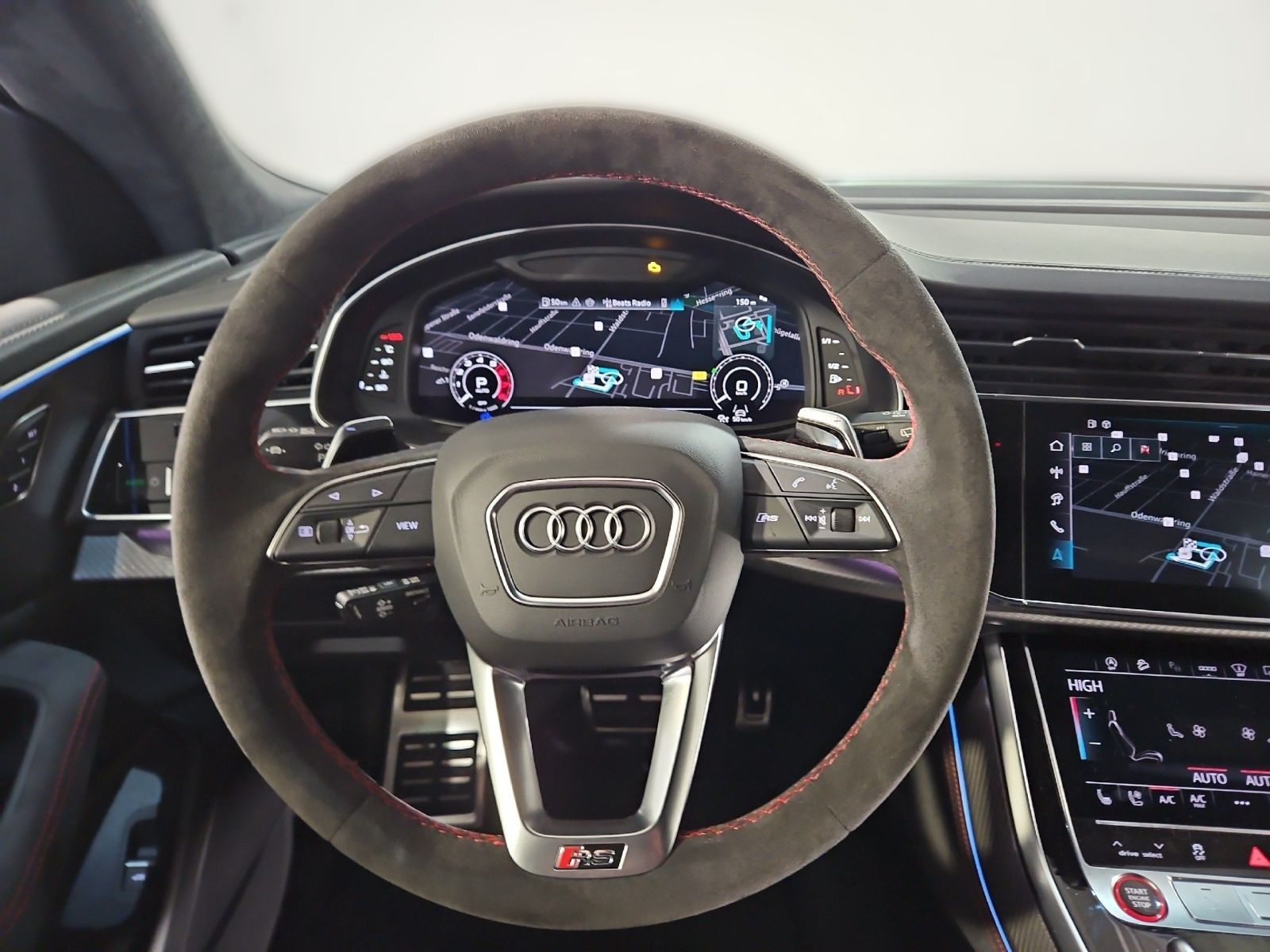 Audi RSQ8 - Bild 13