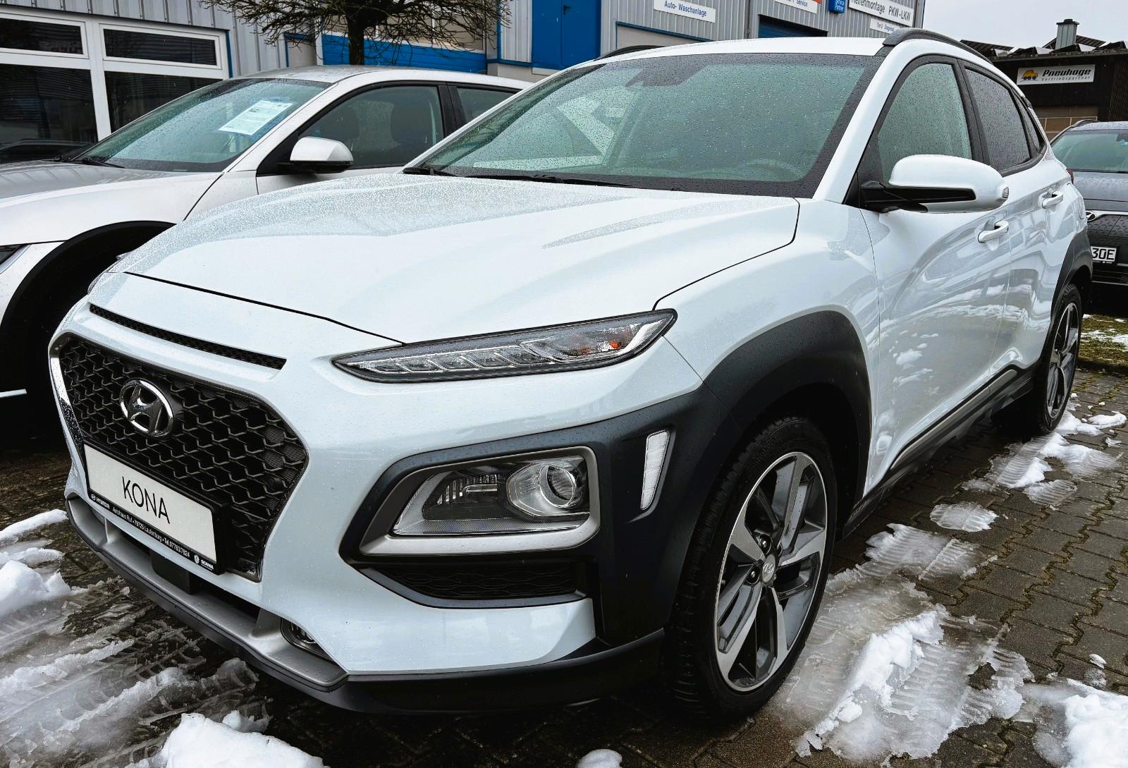 Hyundai Kona Premium 2WD