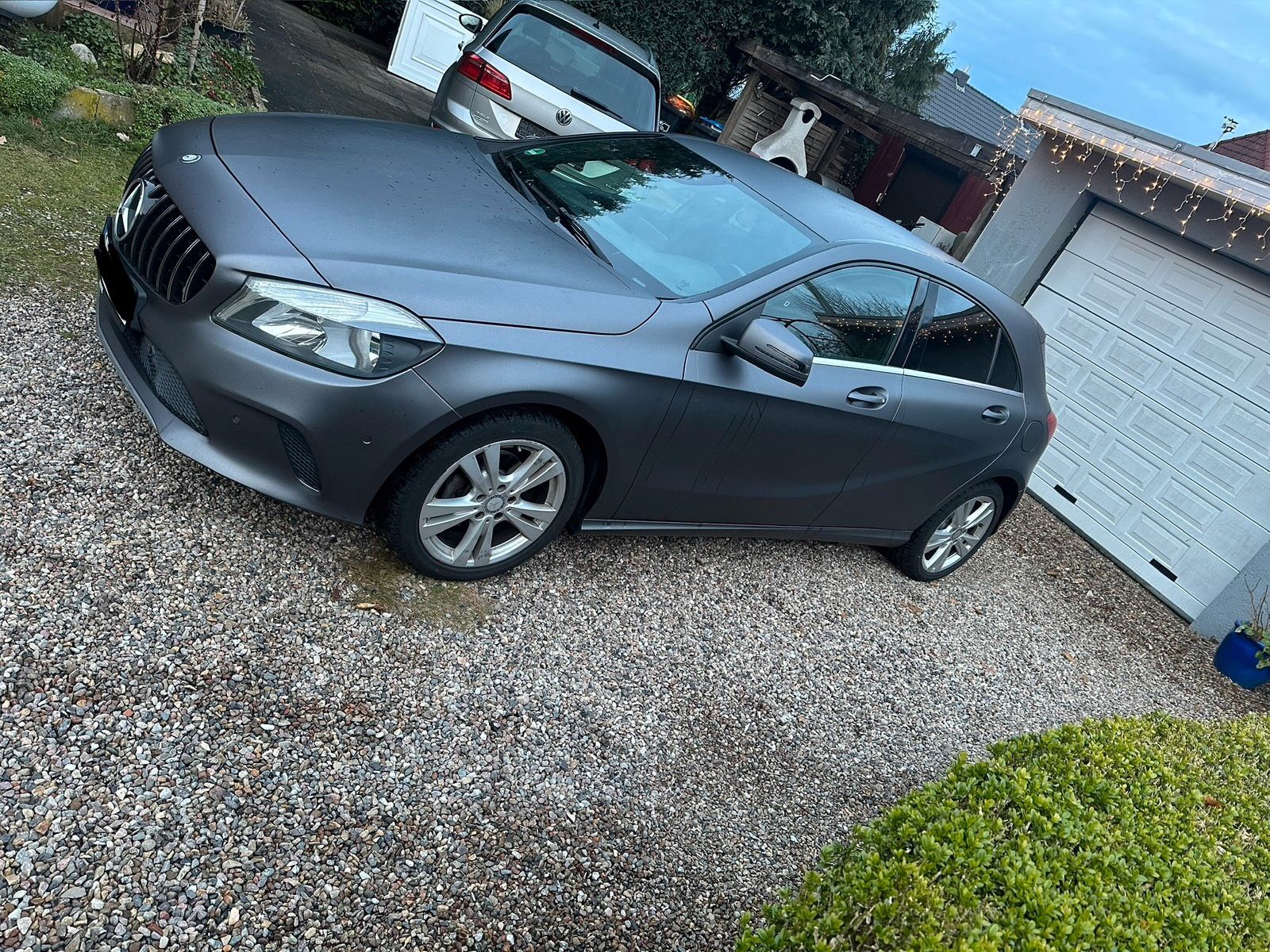MERCEDES-BENZ A 180