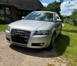 Audi A3, Automatik, 132.000km, EZ 05/2006 - Audi A3 aus 2006: 2.0