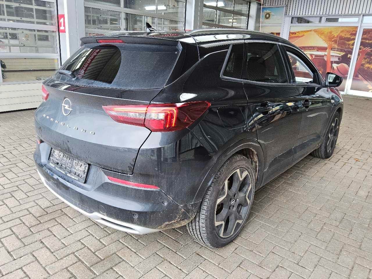 Fahrzeugabbildung Opel Grandland (X) ULTIMATE 4HYBRID NAVI/LED/360°/DAB