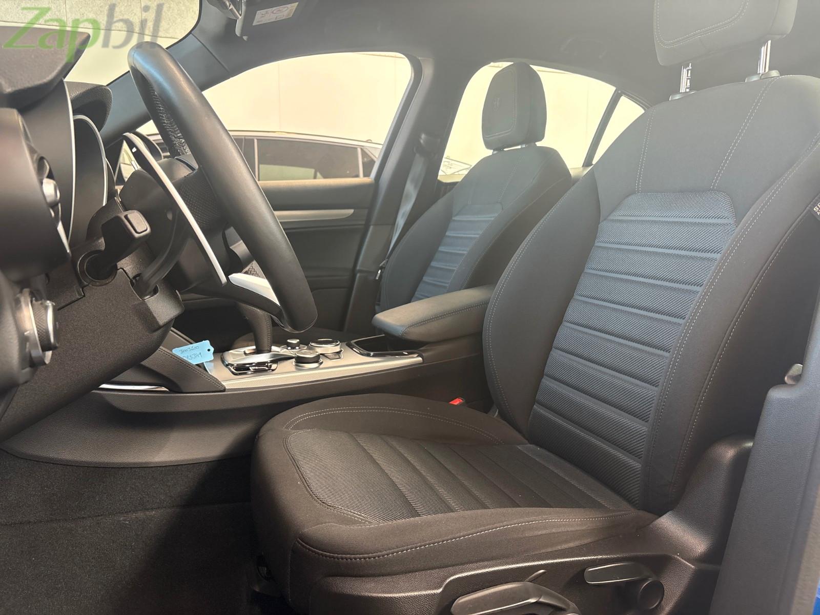 Alfa Romeo Stelvio Sprint Q4, миниатюра 7