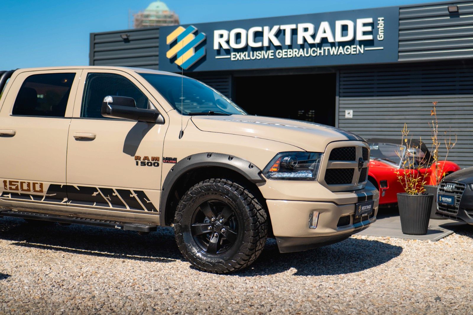 Fahrzeugabbildung Dodge RAM 5.7 V8 HEMI 4x4 Offroad Night LONGBED *LPG*