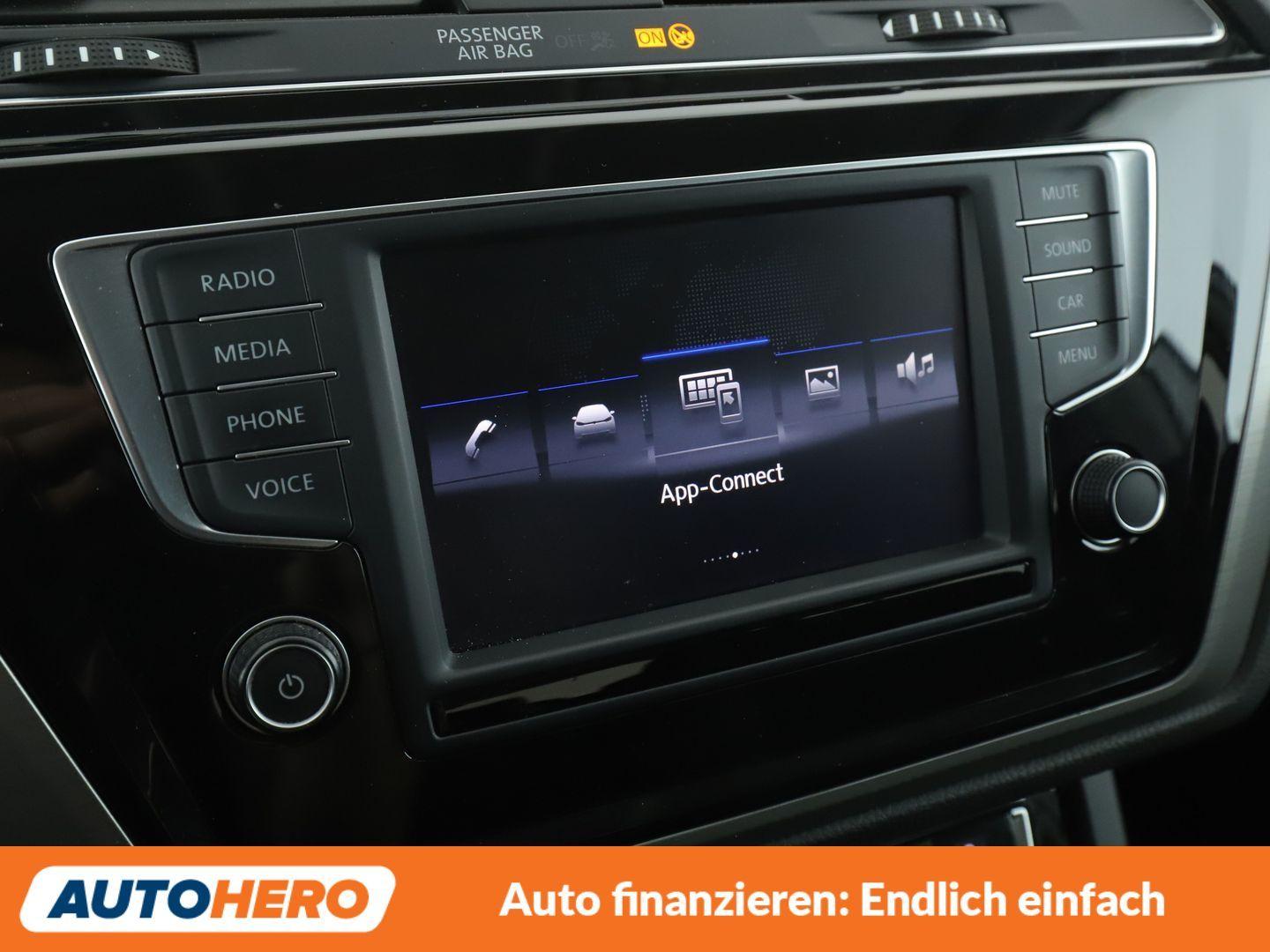 Volkswagen Touran 1.4 TSI Comfortline BlueMotion Tech *NAVI
