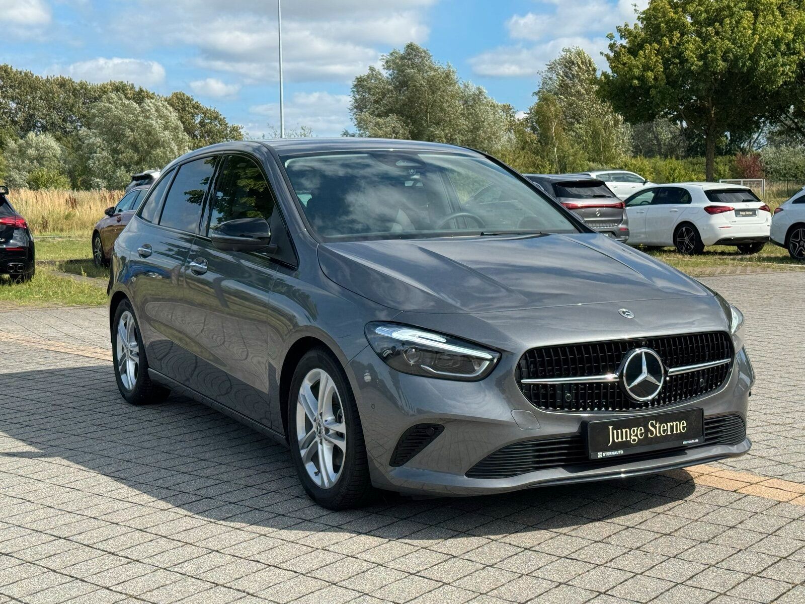 Mercedes-Benz B 180 Progressive/Navi/Distronic/Keyless-Go/Klim imagem 3