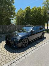 Mercedes-Benz E 300 de 4MATIC; AMG Line,  Head-Up, Scheckheft