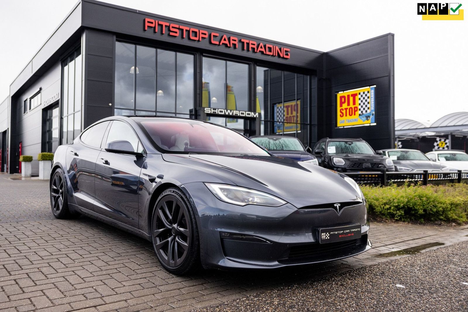TESLA Model S Dual motor AWD 90 kWh, 21inch, Yoke, BTW