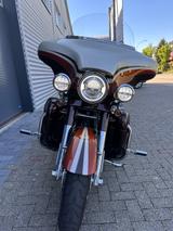 Harley-Davidson STREET  GLIDE  CVO  FLHXSE2 - Motorräder in Ludwigshafen