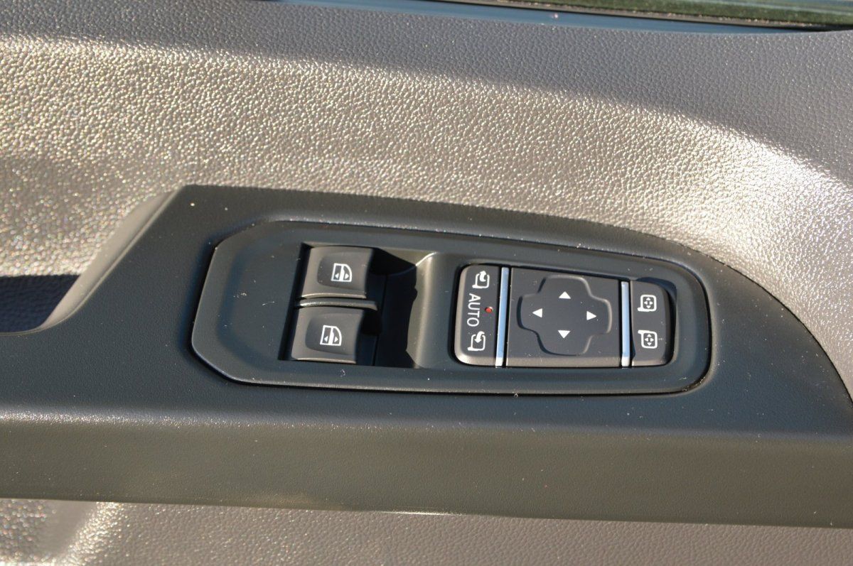 Fahrzeugabbildung Renault Trafic Combi   L1H1 3,0t (8/9 Sitze) Evolution