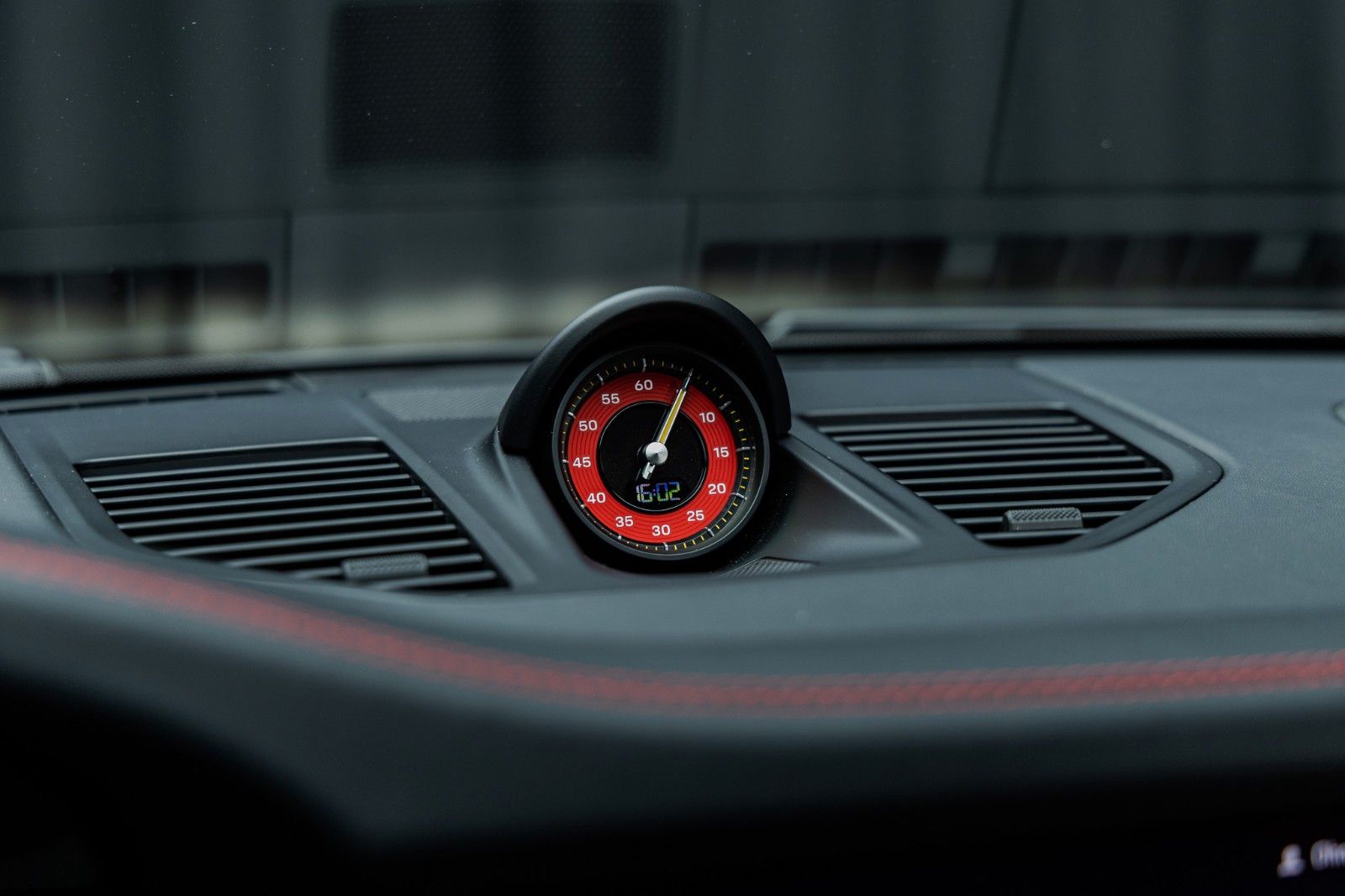 Fahrzeugabbildung Porsche GT3 + 1. Hand + 1.835 km + Lift + Carbon + BOSE