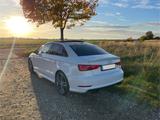 Audi S3 Limousine 2.0 TFSI qu. Pano ACC LED Navi - Audi S3: Schiebedach