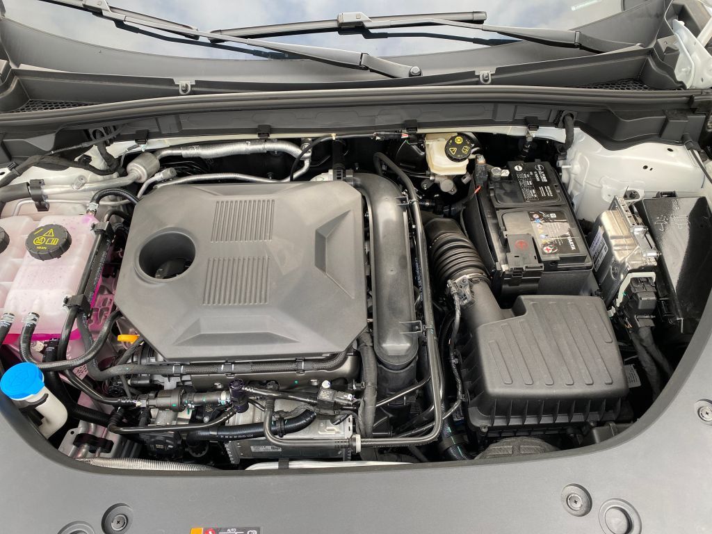Fahrzeugabbildung MG HS 1.5T Automatik Luxury *Allwetter*LED*Cam*