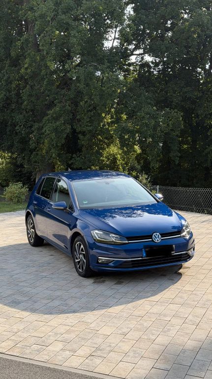 Image of Volkswagen Golf