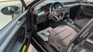 Volkswagen Passat 1.5 TSI Business ACC+LED+CARPLAY+ALU