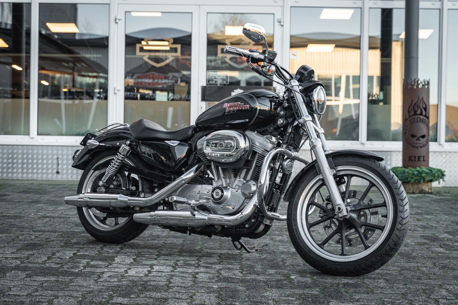 Fahrzeugabbildung Harley-Davidson XL883L SUPERLOW SPORTSTER