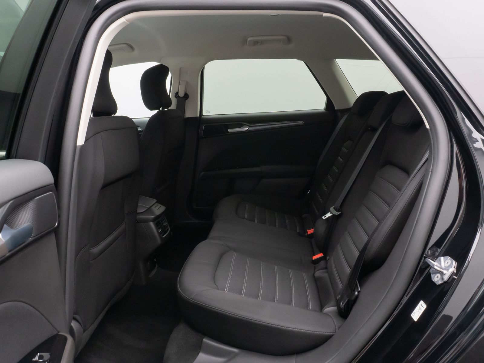 Fahrzeugabbildung Ford Mondeo Turnier Titanium Kamera SYNC StzhzgV/H