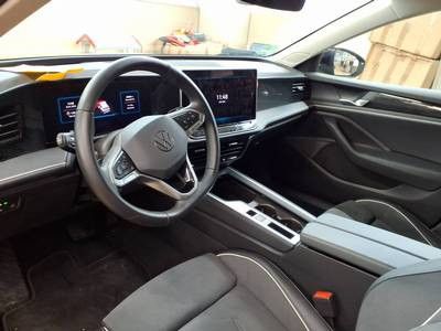 Volkswagen Passat Variant - Bild 5